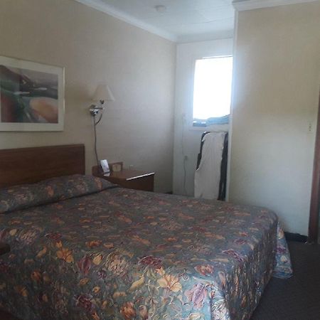 Maples Motel Сендаскі Екстер'єр фото